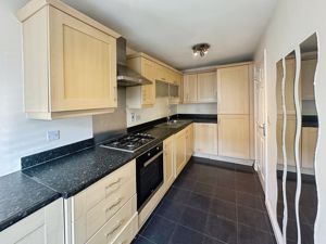 Kitchen- click for photo gallery